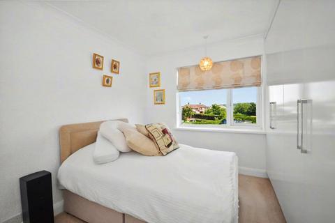 3 bedroom semi-detached house for sale, Dragon Road, Leeds, West Yorkshire