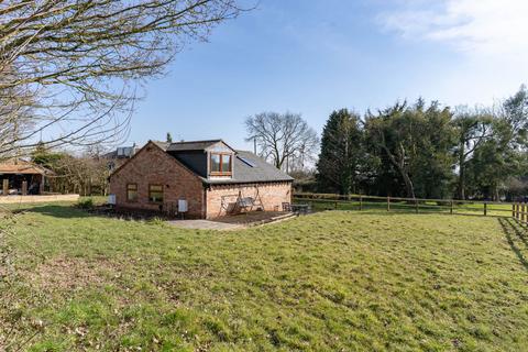 1 bedroom detached bungalow for sale, Greenfield Cottages, Scarfield Hill, Alvechurch, B48 7SF