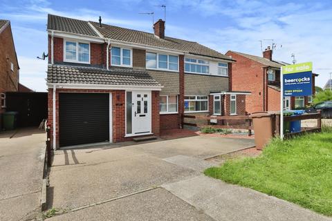 4 bedroom semi-detached house for sale, Main Street, Burstwick, Hull, HU12 9EB