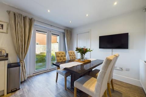 4 Clowes Crescent, Tyldesley, Manchester, M29 8SN