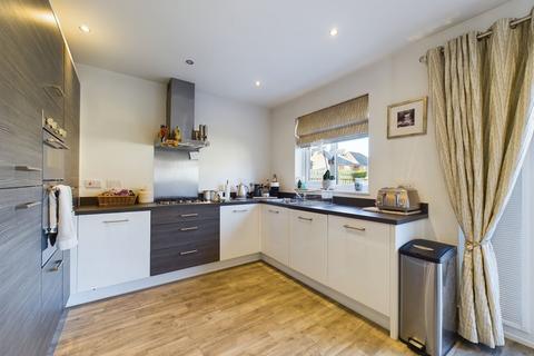 4 Clowes Crescent, Tyldesley, Manchester, M29 8SN