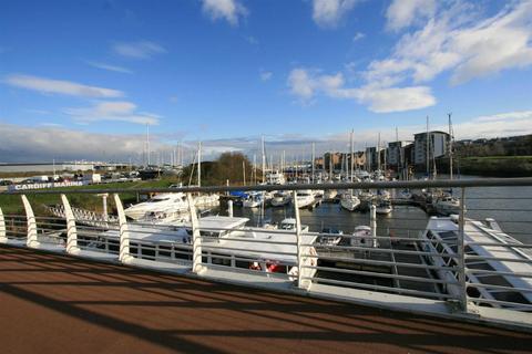 2 bedroom apartment to rent, Watkiss Way, Cardiff Bay