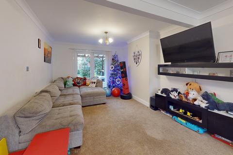 undefined, Leasway, Grays, RM16