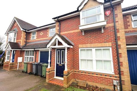 3 bedroom terraced house to rent, Scholars Walk, Guildford GU2