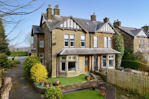 4 bedroom semi-detached house for sale, Gisburn Road, Barnoldswick, BB18