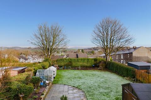 4 bedroom semi-detached house for sale, Gisburn Road, Barnoldswick, BB18