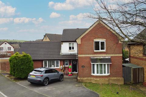 5 bedroom detached house for sale, Heol Faenor, Beddau, CF38 2JN