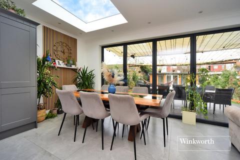 4 bedroom detached house for sale, Washington Road, Worcester Park, KT4