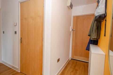 2 bedroom flat for sale, St Martins Court, Portland Street, Staple Hill, Bristol, BS16 4DT