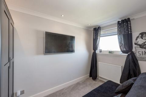76 Peacocktail Close, Edinburgh, EH15 3QT