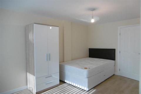 Studio to rent, Concord Street, Leeds