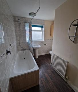 2 bedroom semi-detached house to rent, Park Lane, Alford