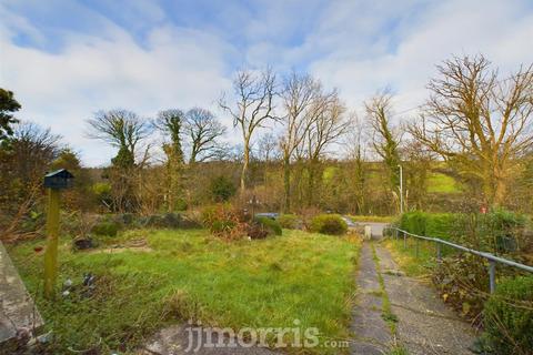 2 bedroom semi-detached bungalow for sale, 11 Ffos Las, Trecwn, Haverfordwest