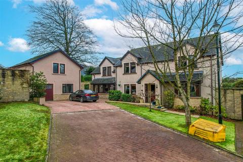 5 bedroom detached house for sale, Stanmore Gardens, Lanark