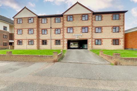 1 bedroom flat for sale, Applesham Court, Lancing BN15