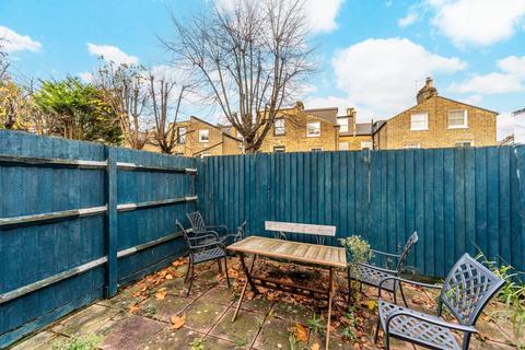 2 bedroom flat for sale, Cavendish Road, Clapham South, London, SW12