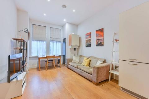 2 bedroom flat for sale, Cavendish Road, Clapham South, London, SW12