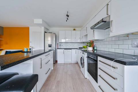 2 bedroom flat to rent, HERTFORD ROAD, De Beauvoir Town, London, N1