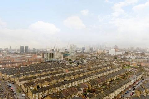 2 bedroom flat for sale, Stubbs Point, Plaistow, London, E13