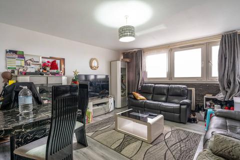 83 Stubbs Point, London, E13 8JN