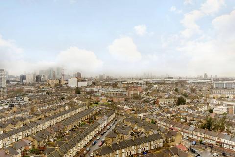 83 Stubbs Point, London, E13 8JN