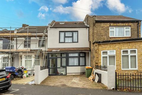 3 bedroom terraced house for sale, Katherine Road, Forest Gate, London, E7