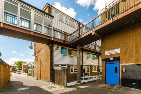 3 bedroom maisonette for sale, John Barnes Walk, Stratford, London, E15