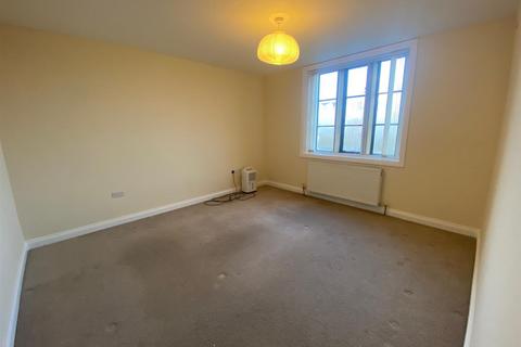 2 bedroom apartment to rent, 101 Halifax Road, Liversedge