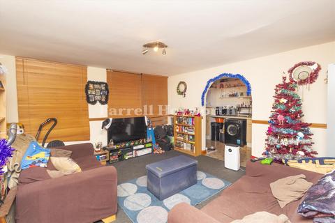 2 bedroom flat for sale, Bridget Street, Lancaster LA1