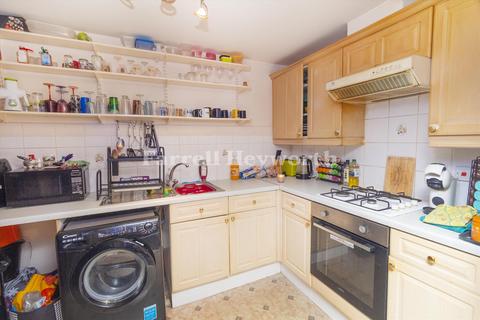 2 bedroom flat for sale, Bridget Street, Lancaster LA1