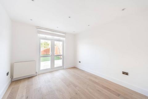 2 bedroom flat for sale, Chapter Road, Willesden Green, London, NW2