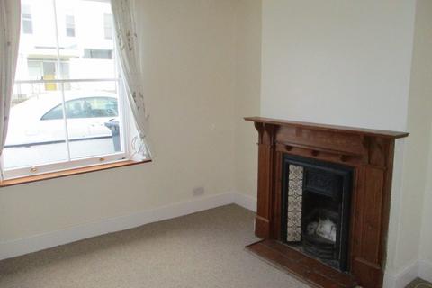 4 bedroom terraced house to rent, Clarence Road, Exmouth