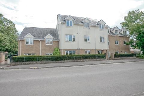 2 bedroom apartment to rent, KIDLINGTON EPC RATING B