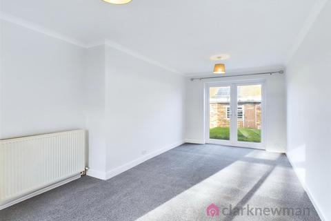 2 bedroom end of terrace house to rent, Carters Mead, Harlow CM17