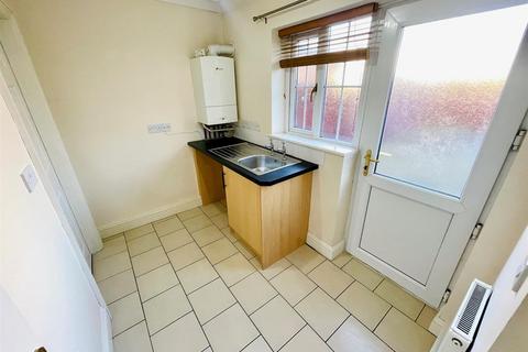 3 bedroom end of terrace house for sale, The Avenue, Llanelli