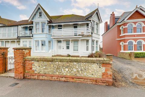 1 bedroom flat for sale, Brighton Road, Worthing BN11