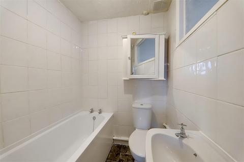 1 bedroom flat for sale, Brighton Road, Worthing BN11