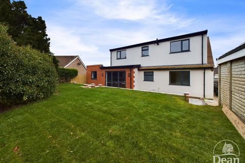 4 bedroom detached bungalow for sale, Orchard Road, Coleford