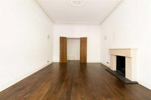 2 bedroom flat to rent, Cathcart Road, London SW10