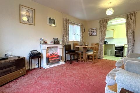 2 bedroom retirement property for sale, Monyhull Hall Road, Birmingham B30