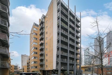 1 bedroom flat for sale, Gainsborough House, London E14