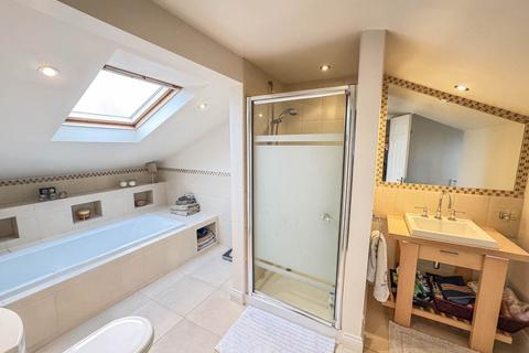9 Brookside Estate, Chalgrove, Oxford, OX44 7SH
