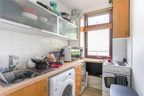 Studio to rent, Shelburne Court, 3 Carlton Drive, London, SW15