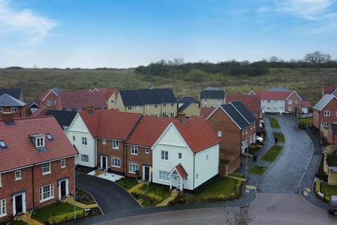 3 bedroom end of terrace house for sale, Quarry Avenue, Ipswich IP6