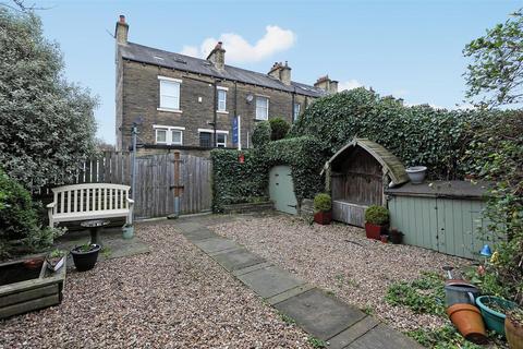 4 bedroom end of terrace house for sale, 34, St. Albans Avenue, Skircoat Green, Halifax, HX3 0LZ