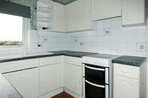 2 bedroom apartment for sale, Fontwell Close, Rustington BN16