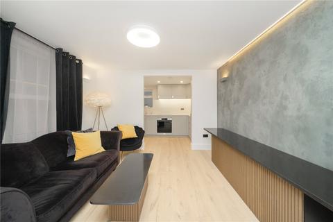 2 bedroom apartment to rent, London W12