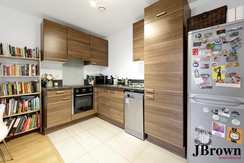 1 bedroom flat for sale, Mulberry Apartments, Coster Avenue, London, N4