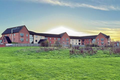 2 bedroom apartment for sale, Moreton Court, Birdwood Crescent, Bideford, EX39