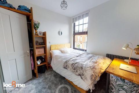 3 bedroom flat to rent, 3 Carlyle Road, Carlyle Road, Birmingham B16